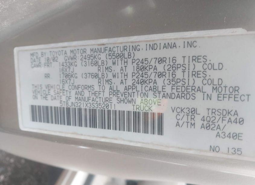 Photo 9 of 2003 Toyota Tundra (VIN 5TBJN321X3S352011)
