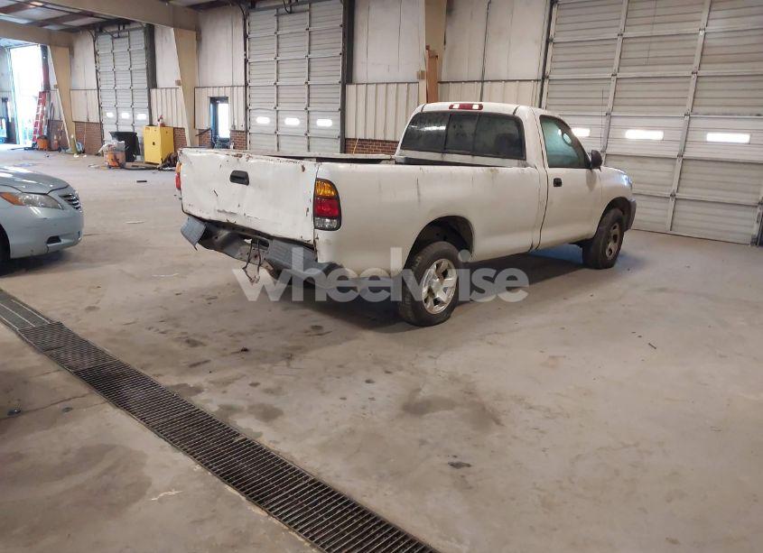 Photo 4 of 2003 Toyota Tundra (VIN 5TBJN321X3S395814)