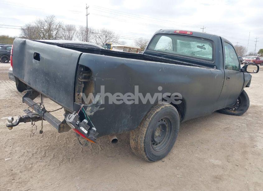 Photo 4 of 2005 Toyota Tundra BASE V8 (VIN 5TBJT32135S466795)