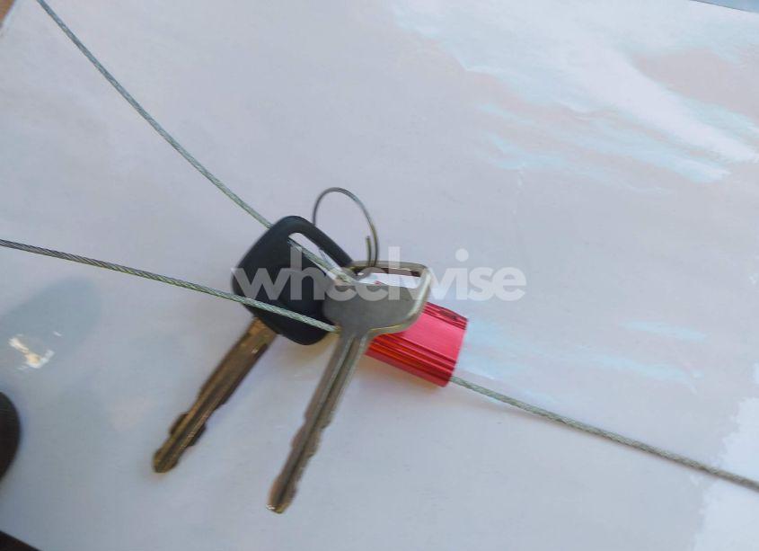 Photo 11 of 2005 Toyota Tundra BASE V8 (VIN 5TBJT32145S456843)