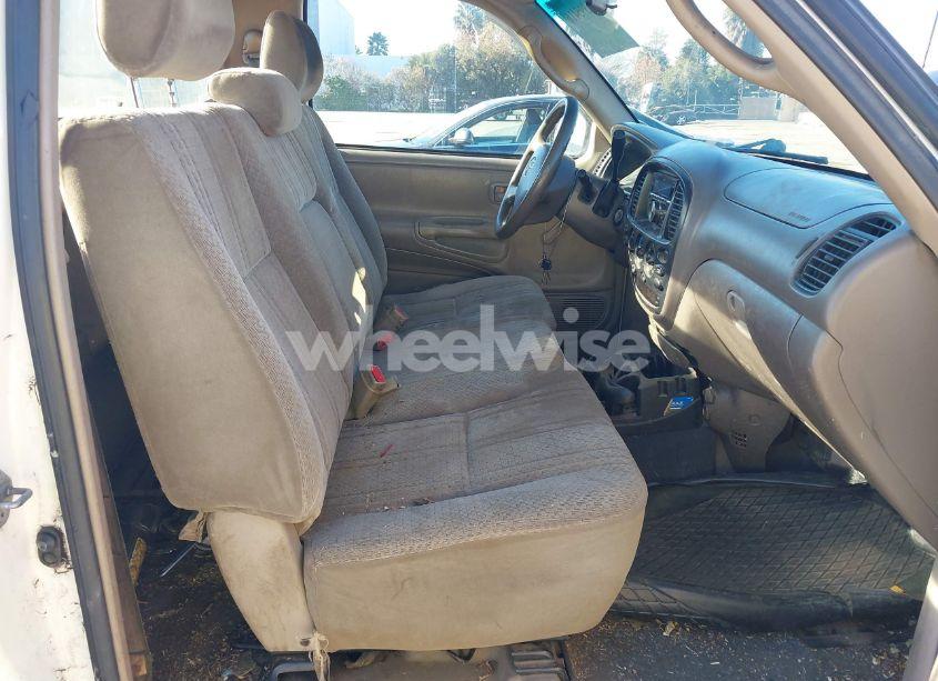 Photo 5 of 2005 Toyota Tundra BASE V8 (VIN 5TBJT32145S456843)