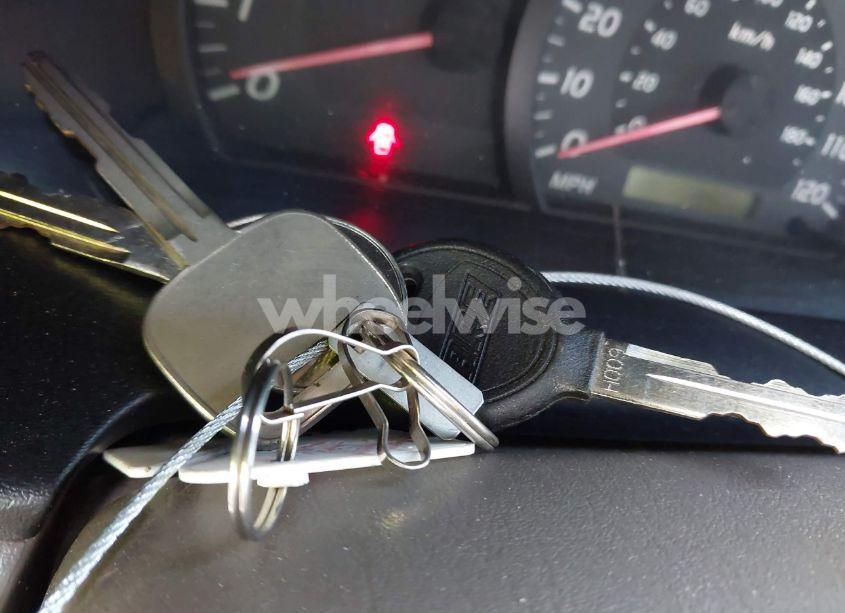 Photo 11 of 2005 Toyota Tundra BASE V8 (VIN 5TBJT321X5S460086)