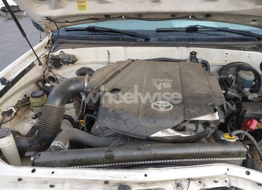 Photo 10 of 2006 Toyota Tundra (VIN 5TBJU32126S464339)