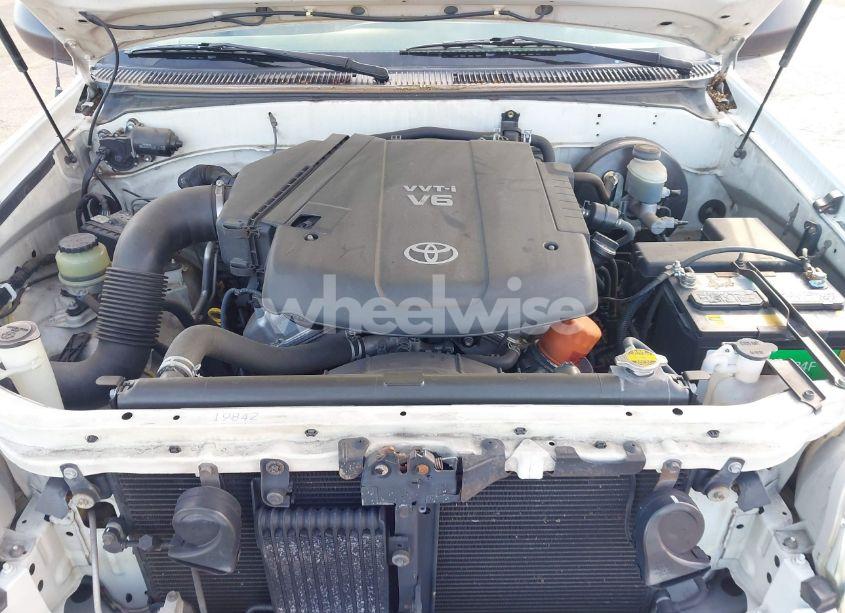 Photo 10 of 2006 Toyota Tundra (VIN 5TBJU32146S466044)