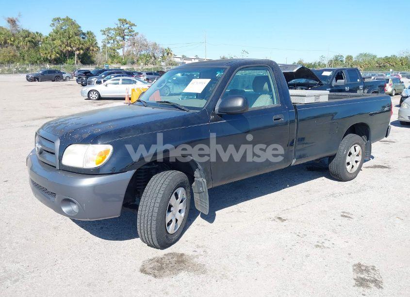 Photo 2 of 2006 Toyota Tundra (VIN 5TBJU32176S461520)