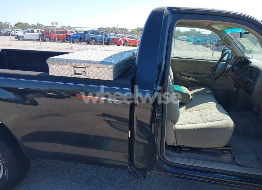 Photo 8 of 2006 Toyota Tundra (VIN 5TBJU32176S461520)