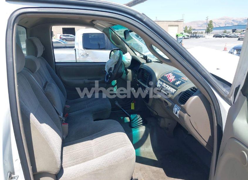 Photo 5 of 2006 Toyota Tundra (VIN 5TBJU32186S471005)