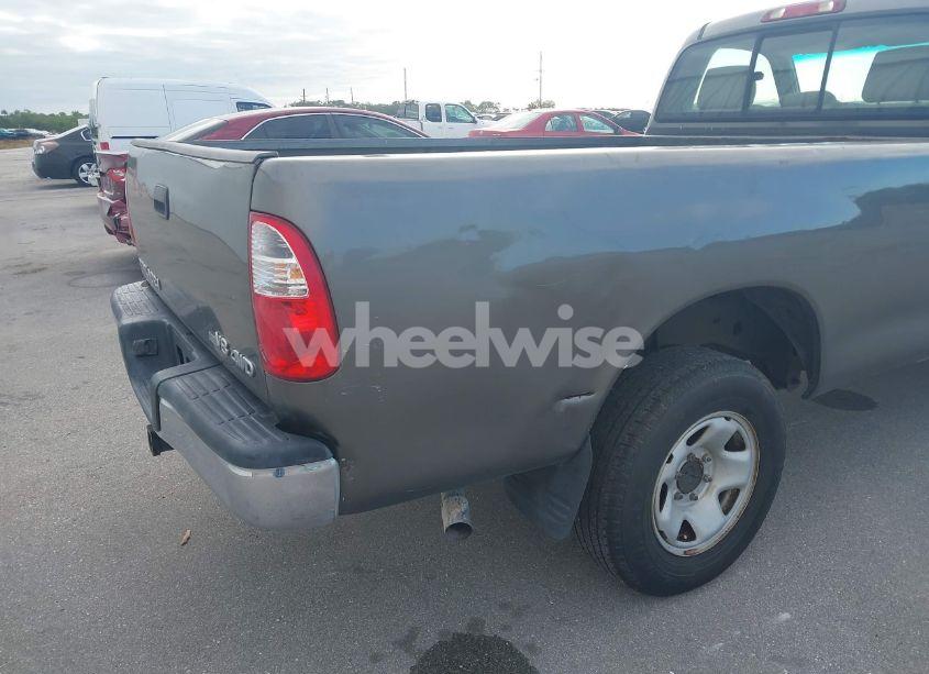 Photo 6 of 2006 Toyota Tundra BASE V8 (VIN 5TBKT42116S476317)