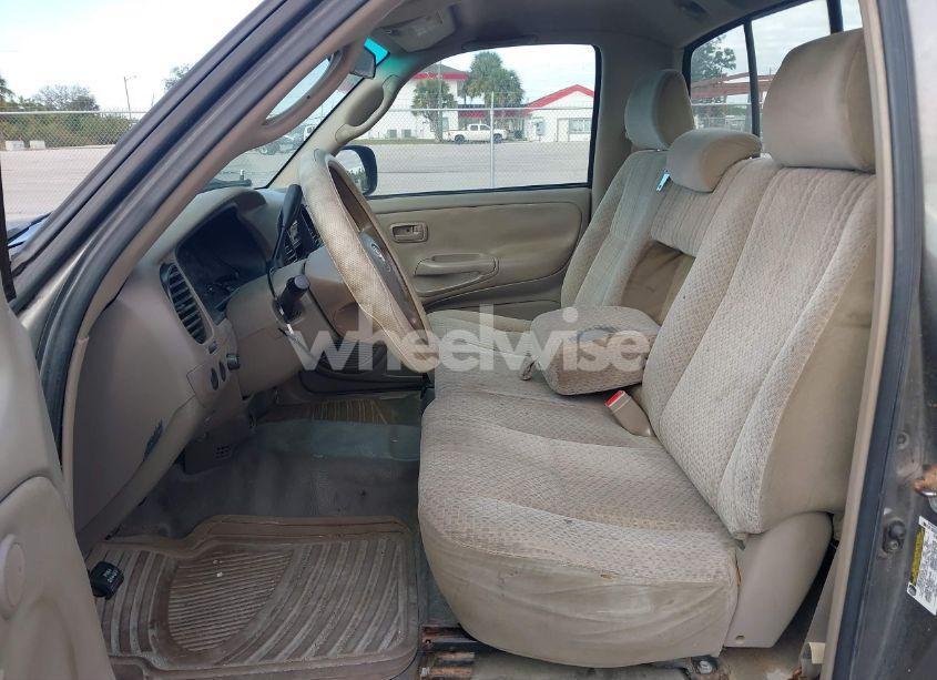 Photo 8 of 2006 Toyota Tundra BASE V8 (VIN 5TBKT42116S476317)