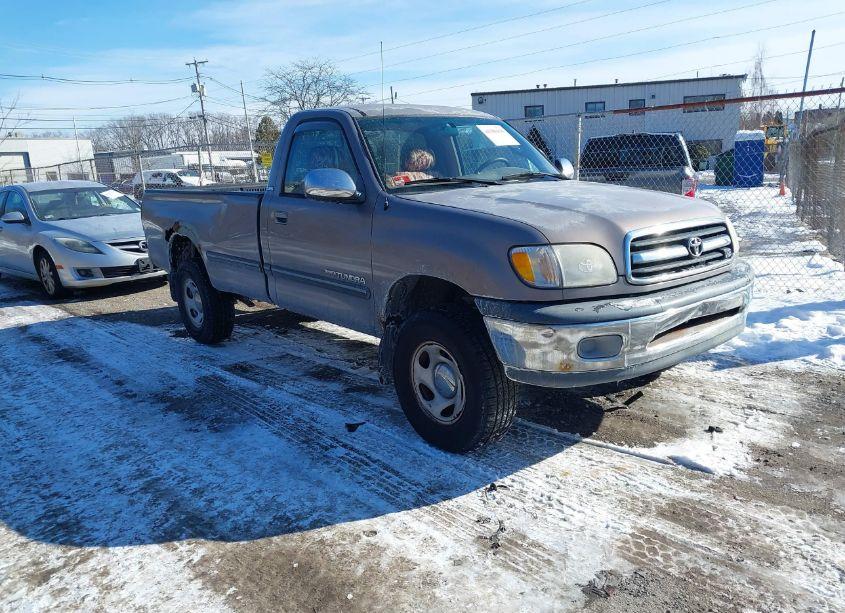 2000 Toyota Tundra SR5 V8 (VIN 5TBKT4410YS073932) main photo