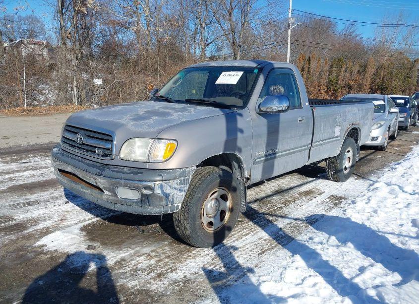 Photo 2 of 2000 Toyota Tundra SR5 V8 (VIN 5TBKT4410YS073932)