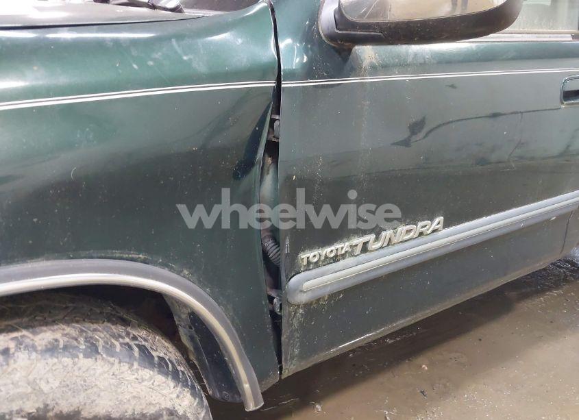 Photo 13 of 2000 Toyota Tundra SR5 V8 (VIN 5TBKT4410YS088964)