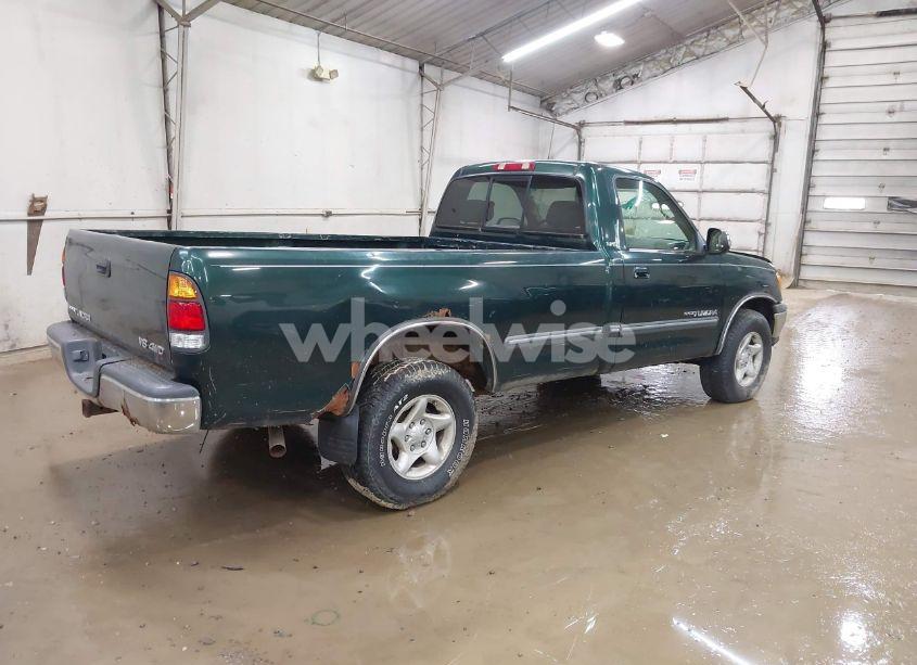 Photo 4 of 2000 Toyota Tundra SR5 V8 (VIN 5TBKT4410YS088964)