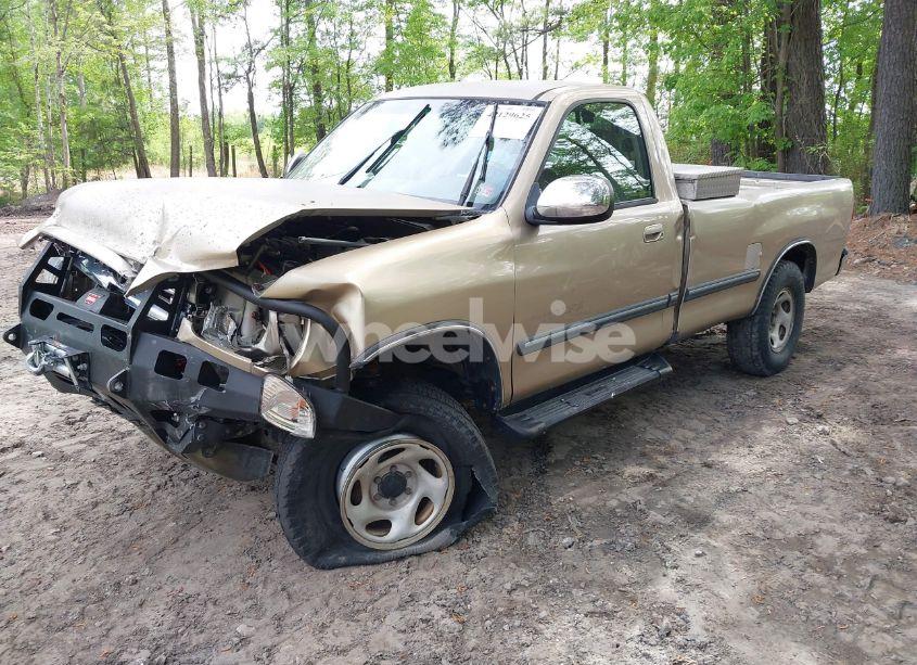 Photo 2 of 2003 Toyota Tundra SR5 (VIN 5TBKT441X3S347422)