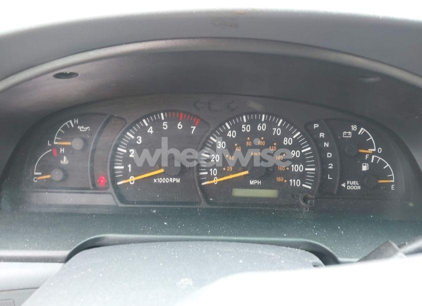 Photo 15 of 2002 Toyota Tundra SR5 (VIN 5TBRN34102S266415)