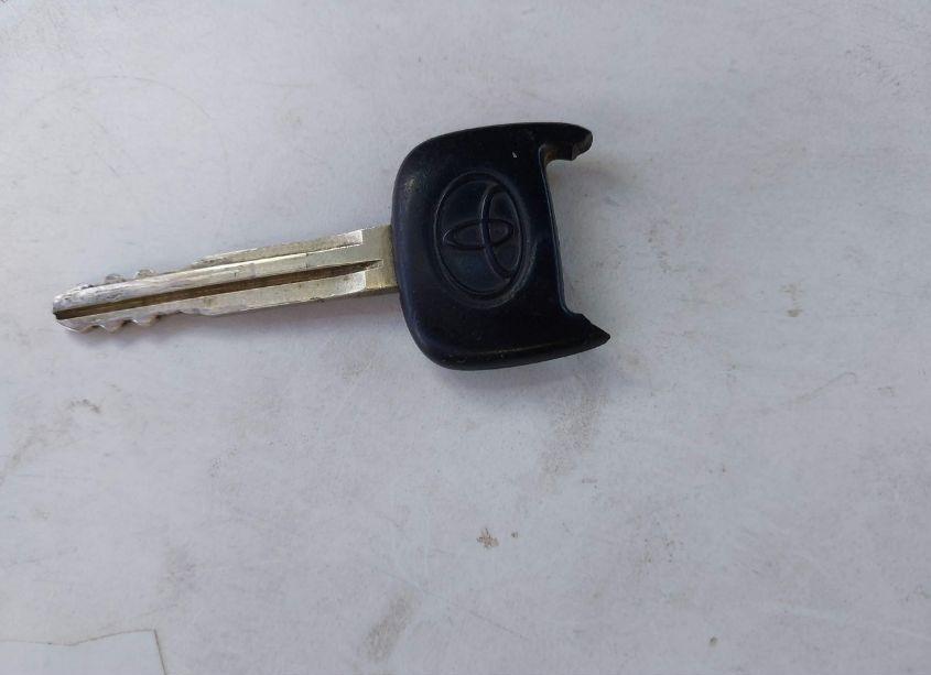 Photo 11 of 2003 Toyota Tundra SR5 (VIN 5TBRN34103S390718)