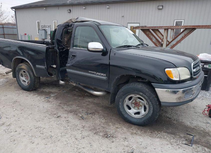 2002 Toyota Tundra SR5 (VIN 5TBRN34122S326923) main photo