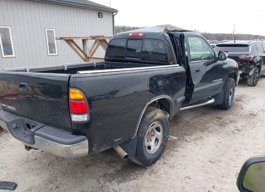 Photo 4 of 2002 Toyota Tundra SR5 (VIN 5TBRN34122S326923)