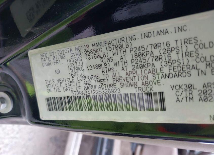 Photo 9 of 2002 Toyota Tundra SR5 (VIN 5TBRN34122S326923)