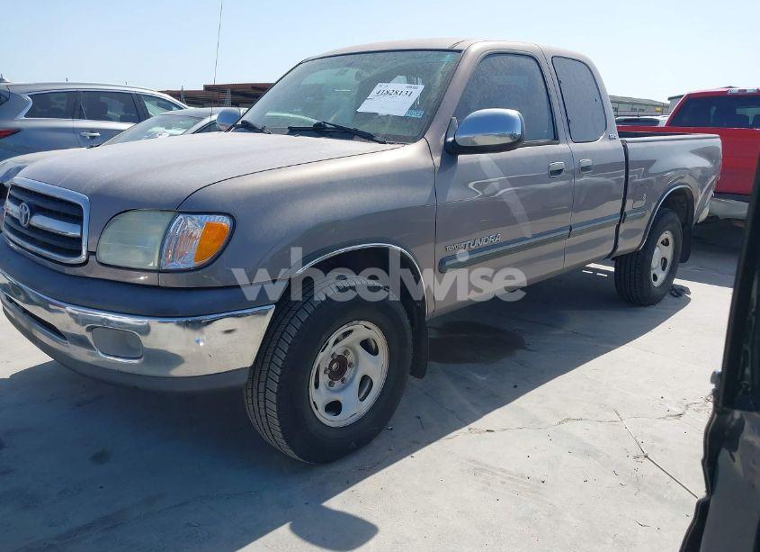 Photo 2 of 2002 Toyota Tundra SR5 (VIN 5TBRN34132S242853)