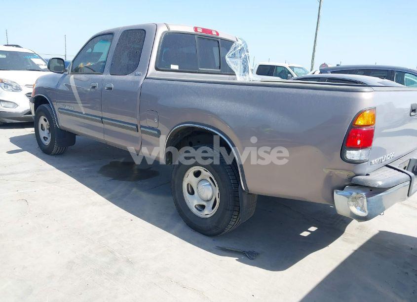 Photo 3 of 2002 Toyota Tundra SR5 (VIN 5TBRN34132S242853)