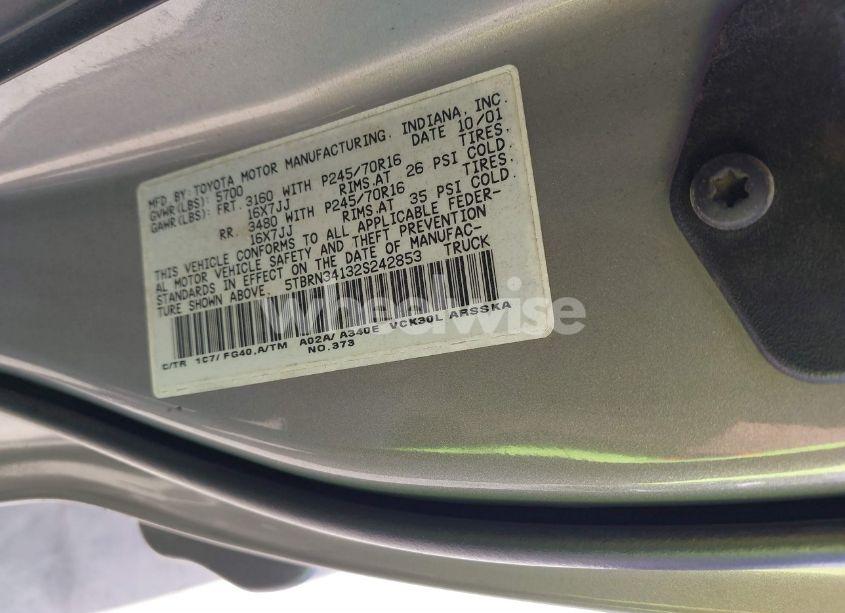 Photo 9 of 2002 Toyota Tundra SR5 (VIN 5TBRN34132S242853)