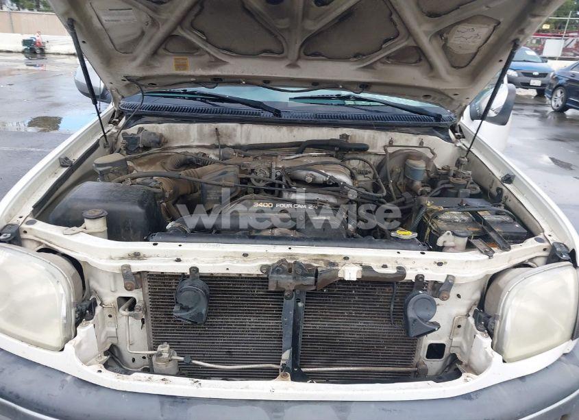 Photo 10 of 2002 Toyota Tundra ACCESS CAB SR5 (VIN 5TBRN34132S243291)