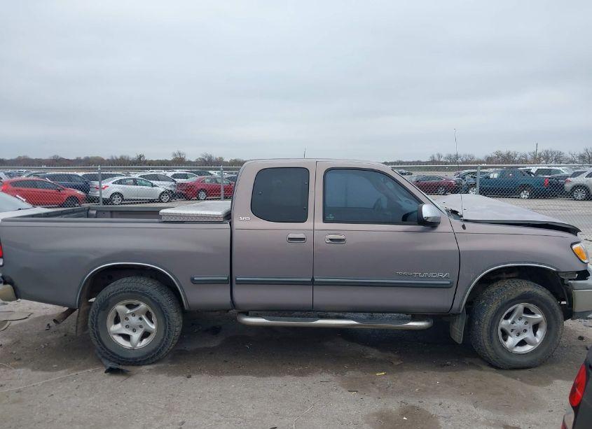 Photo 13 of 2002 Toyota Tundra SR5 (VIN 5TBRN34132S287095)