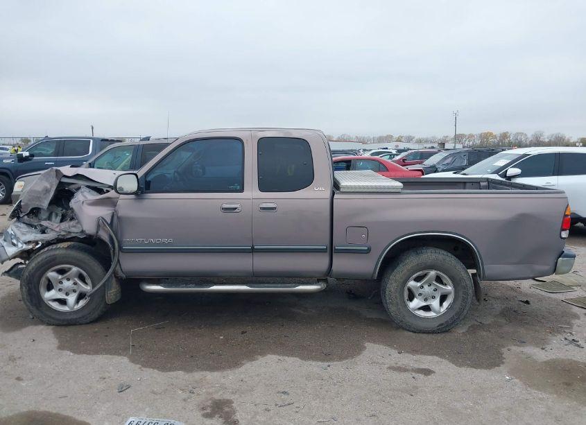 Photo 14 of 2002 Toyota Tundra SR5 (VIN 5TBRN34132S287095)