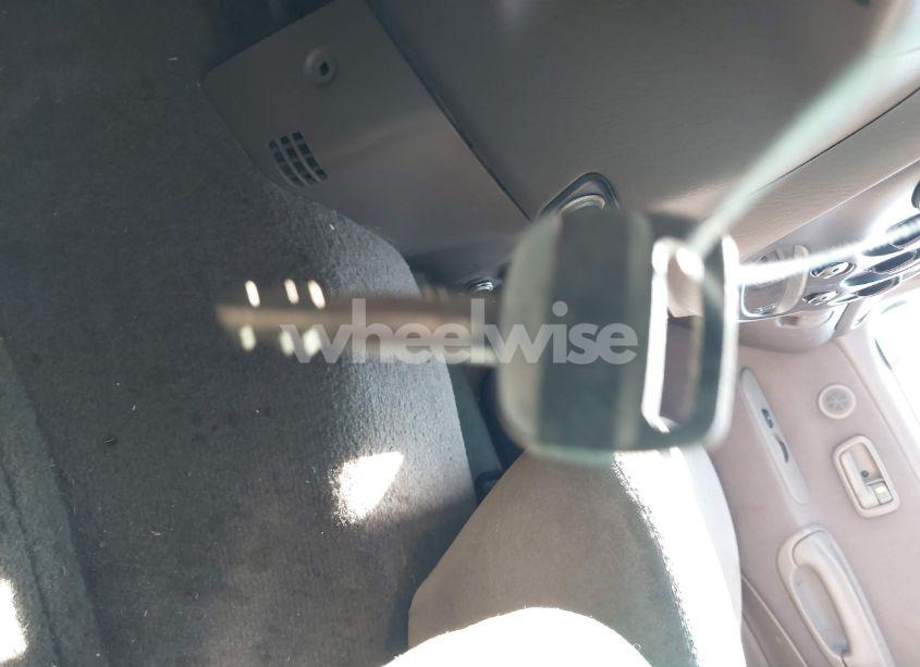 Photo 11 of 2001 Toyota Tundra SR5 (VIN 5TBRN34151S164722)