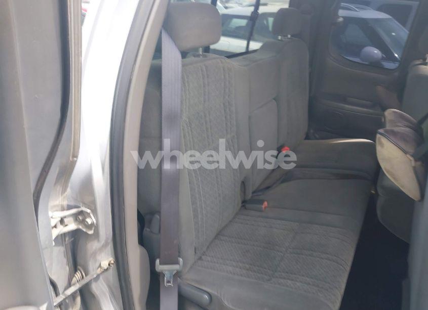 Photo 8 of 2003 Toyota Tundra SR5 (VIN 5TBRN34153S399950)