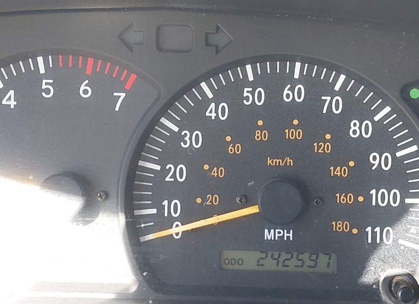 Photo 7 of 2003 Toyota Tundra SR5 (VIN 5TBRN34153S436429)