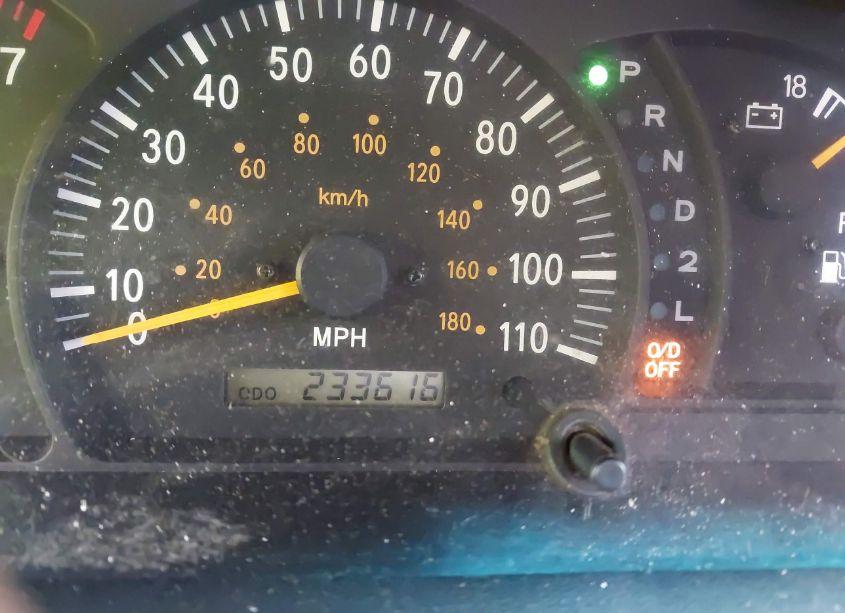 Photo 7 of 2000 Toyota Tundra SR5 (VIN 5TBRN3416YS113546)