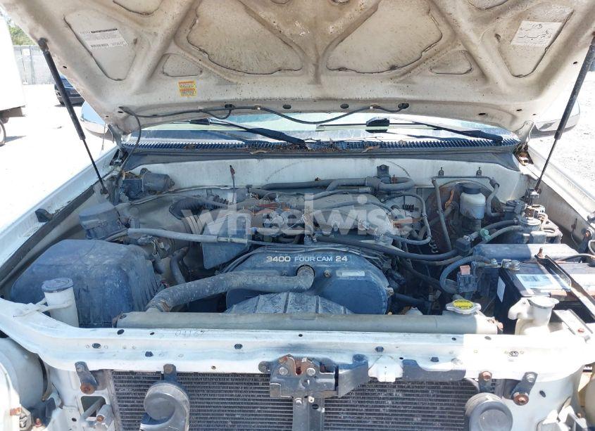 Photo 10 of 2001 Toyota Tundra SR5 (VIN 5TBRN34171S200538)