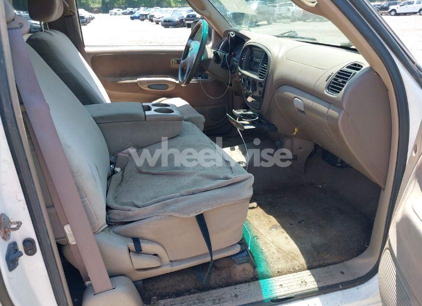 Photo 5 of 2001 Toyota Tundra SR5 (VIN 5TBRN34171S200538)