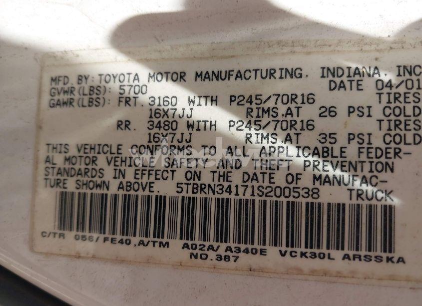 Photo 9 of 2001 Toyota Tundra SR5 (VIN 5TBRN34171S200538)