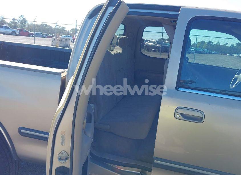 Photo 8 of 2002 Toyota Tundra SR5 (VIN 5TBRN34172S324326)