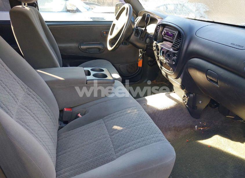 Photo 5 of 2003 Toyota Tundra SR5 (VIN 5TBRN34173S431474)