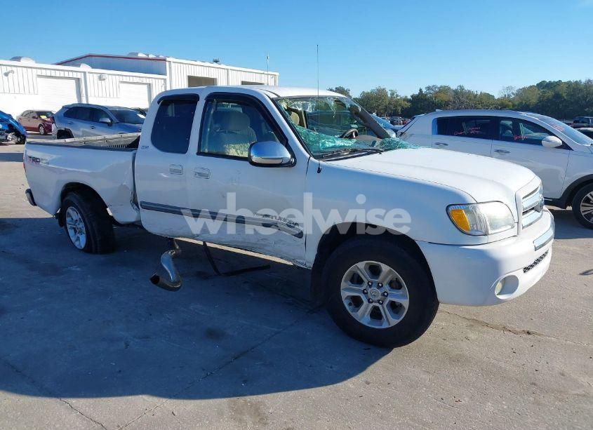 2003 Toyota Tundra SR5 (VIN 5TBRN34183S409628) main photo