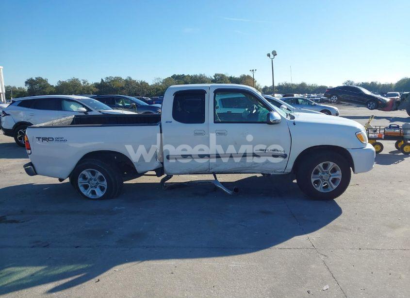Photo 13 of 2003 Toyota Tundra SR5 (VIN 5TBRN34183S409628)
