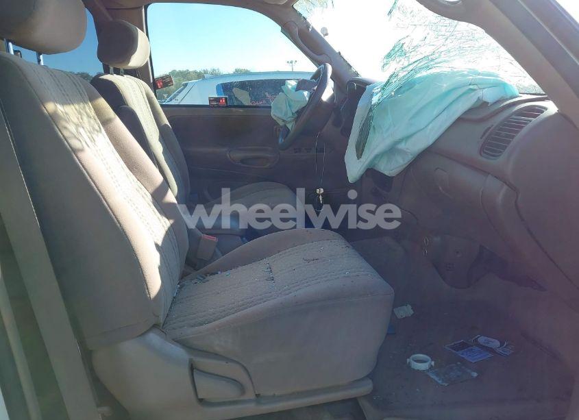 Photo 5 of 2003 Toyota Tundra SR5 (VIN 5TBRN34183S409628)