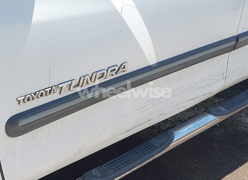 Photo 6 of 2002 Toyota Tundra SR5 (VIN 5TBRN34192S304093)