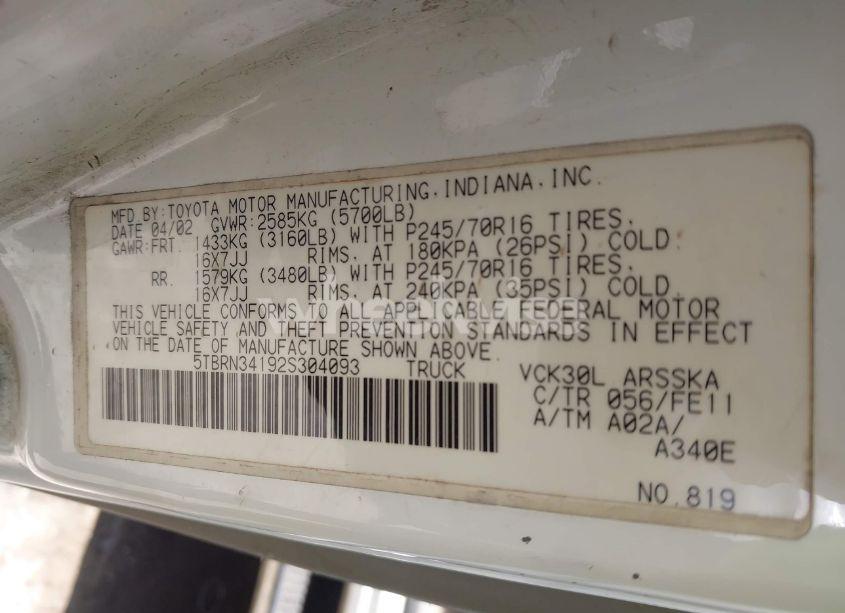 Photo 9 of 2002 Toyota Tundra SR5 (VIN 5TBRN34192S304093)