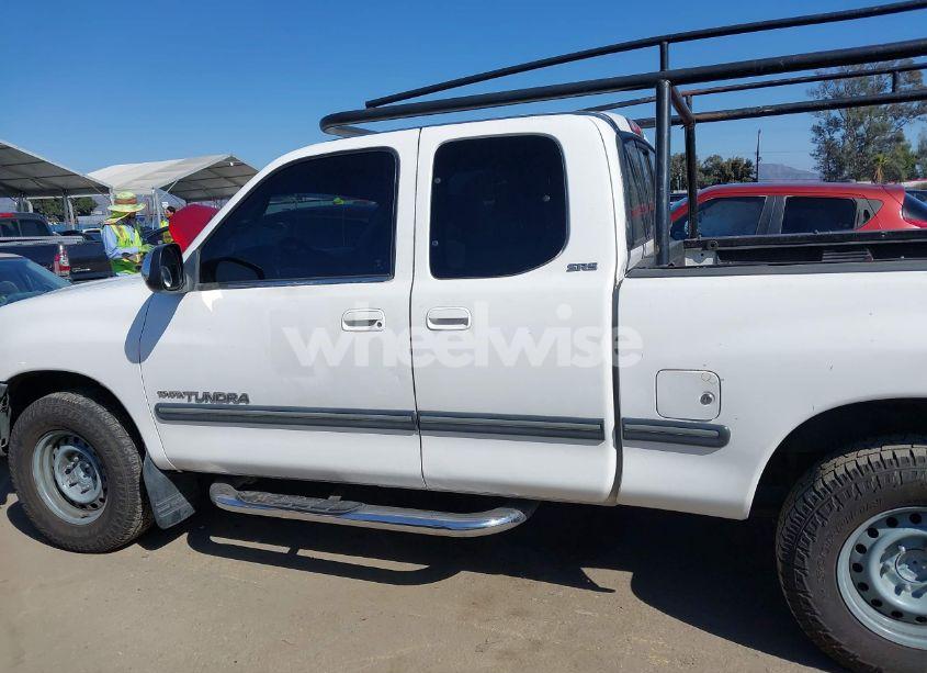 Photo 14 of 2001 Toyota Tundra SR5 (VIN 5TBRN341X1S166076)