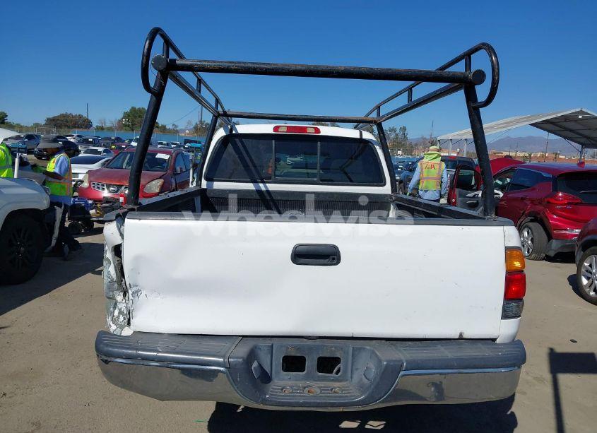 Photo 16 of 2001 Toyota Tundra SR5 (VIN 5TBRN341X1S166076)