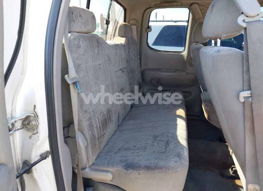 Photo 8 of 2001 Toyota Tundra SR5 (VIN 5TBRN341X1S166076)