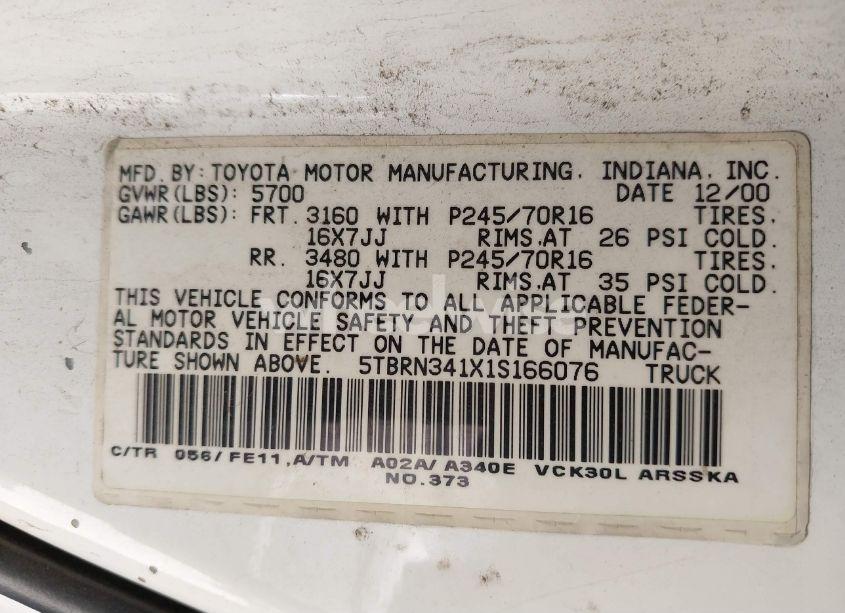 Photo 9 of 2001 Toyota Tundra SR5 (VIN 5TBRN341X1S166076)