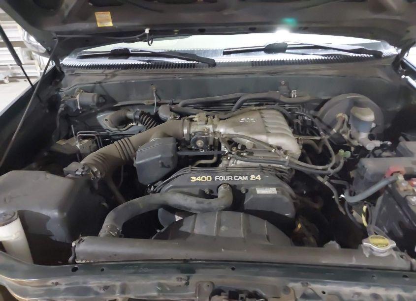 Photo 10 of 2004 Toyota Tundra SR5 (VIN 5TBRN341X4S439604)