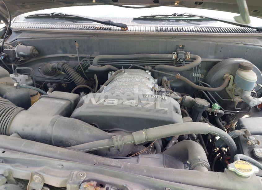 Photo 10 of 2004 Toyota Tundra SR5 V8 (VIN 5TBRT34104S442811)