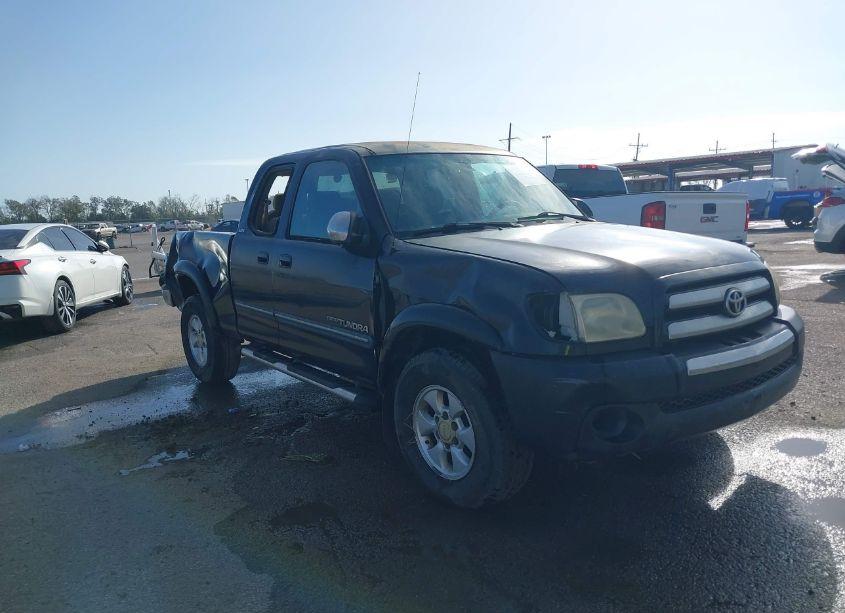 2005 Toyota Tundra SR5 V8 (VIN 5TBRT34105S459299) main photo